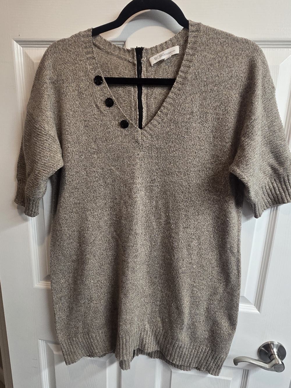 BCBGMaxAzria Gray V-Neck Short Sleeve Sweaterdress with Button Accents